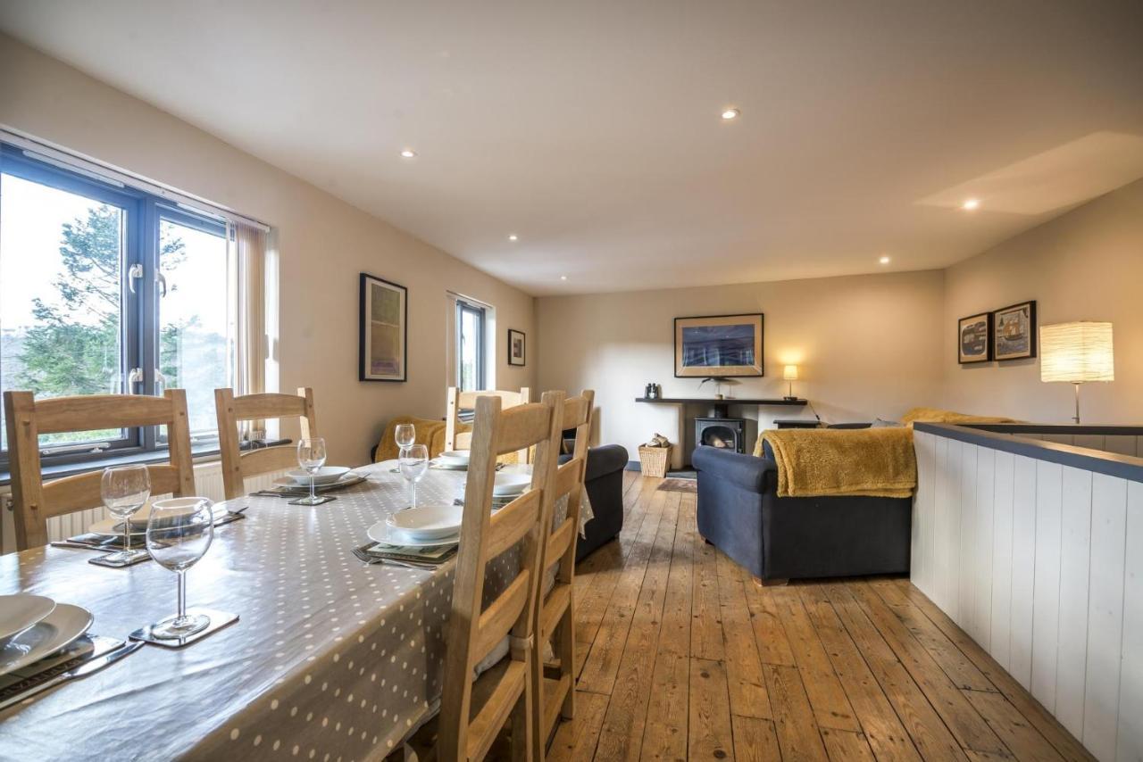 Rock Cottage - 3 Bedroom Holiday Home - Fishguard Exterior foto